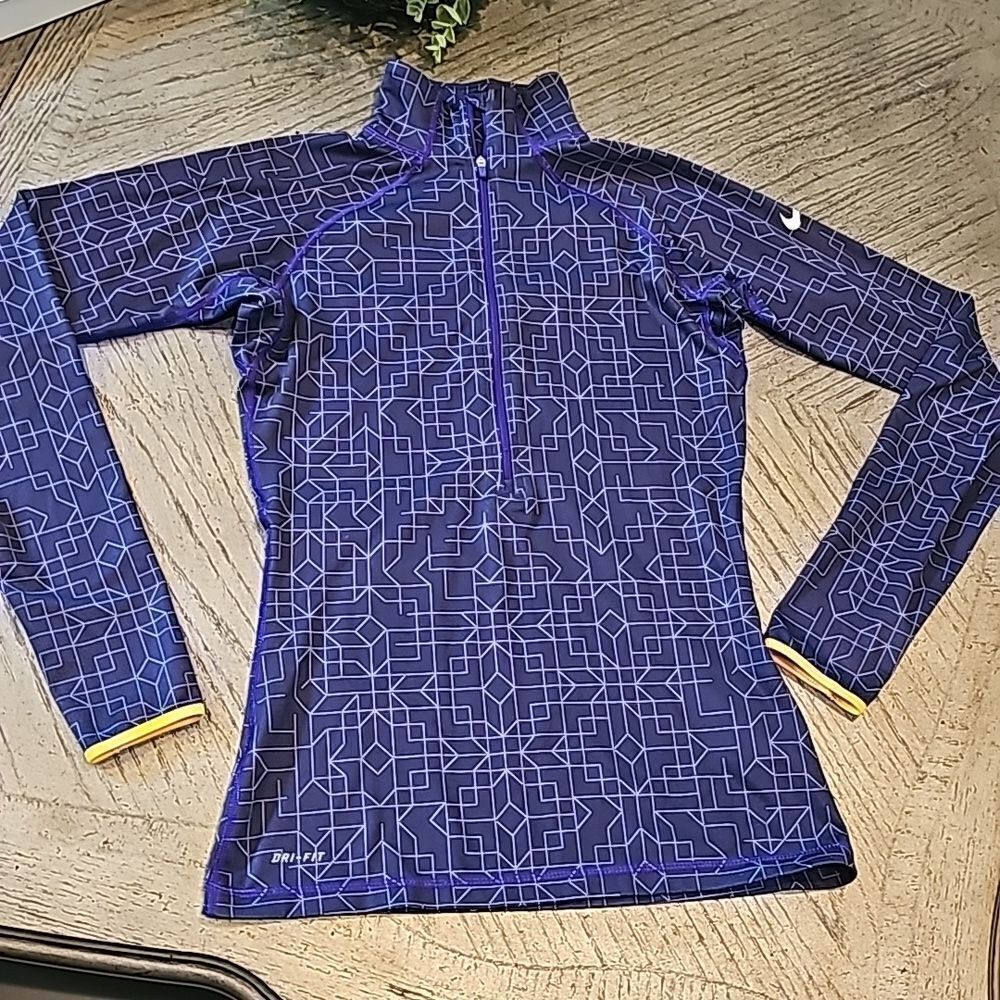 Purple geo long sleeve pullover Nike size S